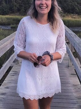 Divided White Lace Long-Sleeve Shift Dress